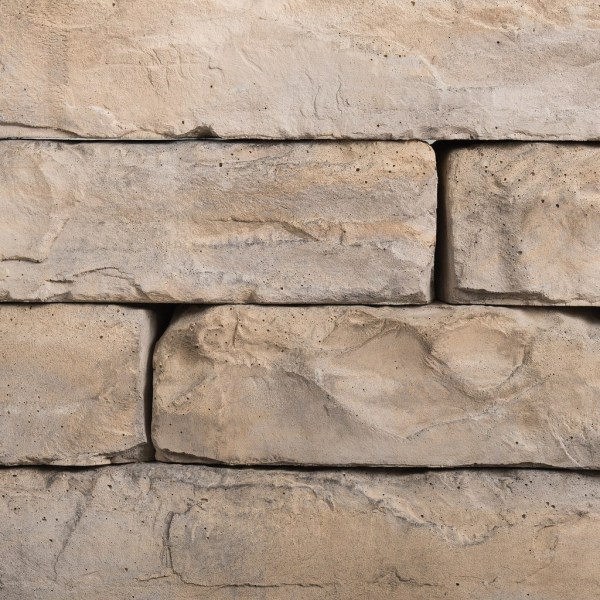 Close view of the linear Kodah stone character